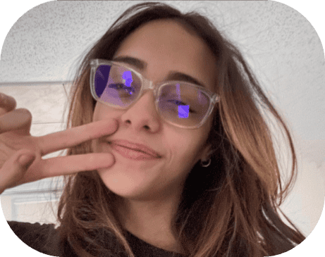 imágen de la autora Sareth Alvarez